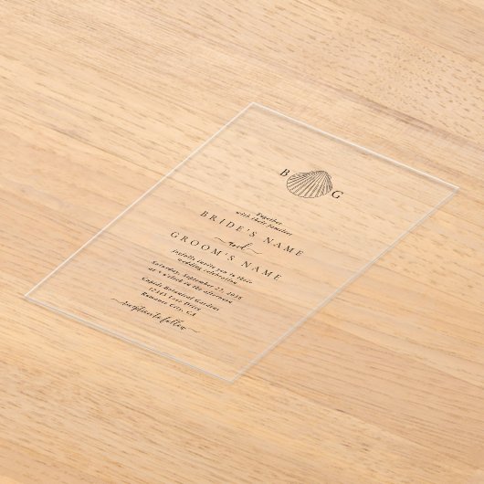 Minimalistisch Clam Seashell Monogram Wedding Acryleinladungen (Ablage )