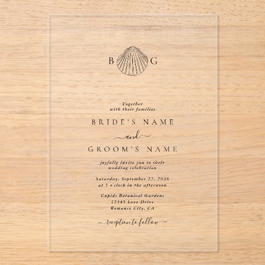 Minimalistisch Clam Seashell Monogram Wedding Acryleinladungen (Vorderseite)