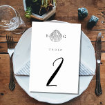 Minimalistisch Clam Seashell Monogram Wedding Tischnummer<br><div class="desc">Eine minimalistische tropische Ton monogramm Hochzeitsdesign. Ein einfaches Design, das eine Skizze einer Muschel-Muschel verwendet, um ein elegantes klassisches Monogramm zu erstellen. Ein charmantes tropisches Stranddesign in Schwarz/Weiß mit rustikalen Strichen und klassischer Schriftzeichen. Ein elegantes Küstenstrand Thema Hochzeitskarte Design mit modernen Tischnummern. Es stehen auch passende Hochzeitsstilleriedateien und andere Hochzeitsformate...</div>