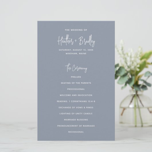 Minimalistisch Dusty Blue Modern Wedding Program (Stehend Vorderseite)