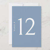 Minimalistisch Dusty Blue Tischnummer Wedding Card (Vorderseite)
