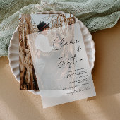 Minimalistisch Elegant Schwarz moderne Skripthochz Pergament Einladungen