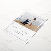 Minimalistisch Frame Foto Save the Date Silber Folieneinladung (Gedreht)