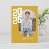 Minimalistisch Gelb 2025 Foto Abschluss Ankündigung (Stehend Vorderseite)