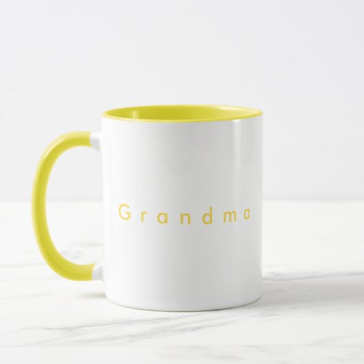 Minimalistisch-Gelber Benutzerdefinierter Text Oma Tasse (Links)