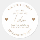 Minimalistisch Gold Wedding Toss Me Confetti Gefal Runder Aufkleber (Vorderseite)