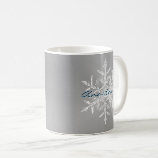 Minimalistisch Grau lassen es Schnee Name Snowflak Kaffeetasse (VorderseiteRechts)