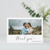 Minimalistisch Heart Simple Script Foto Wedding Dankeskarte (Stehend Vorderseite)