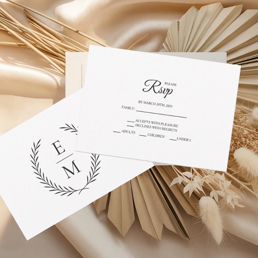 Minimalistisch Laurel Monogram Wedding RSVP Cards