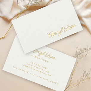 Minimalistisch Luxury Boutique Ivory Gold Script Visitenkarte