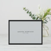 Minimalistisch Luxus Boutique Gray Geschenkgutsche (Stehend Vorderseite)