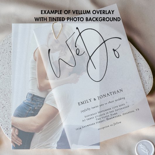 Minimalistisch machen wir eine moderne Skripthochz Pergament Einladungen