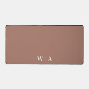 Minimalistisch Mocha Mousse Beige Preppy Monogram Schreibtischunterlage