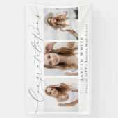 Minimalistisch Modern Chic Script 3 Foto Abschluss Banner (Vertikal)