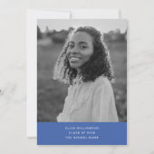 Minimalistisch Modern Simple Blue Foto Abschluss Ankündigung (Vorderseite)