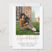 Minimalistisch Moderner 5-Foto-Abschluss Einladung (Rückseite)