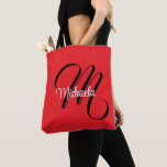 Minimalistisch moderner Monogramm Anfangsname rot Tasche<br><div class="desc">Minimalistische moderne Monogramm Anfangsname Schwarz-weiß. Personalisierbarer individuelle Name mit einem kursiven Initial hinter einer roten Farbe.</div>