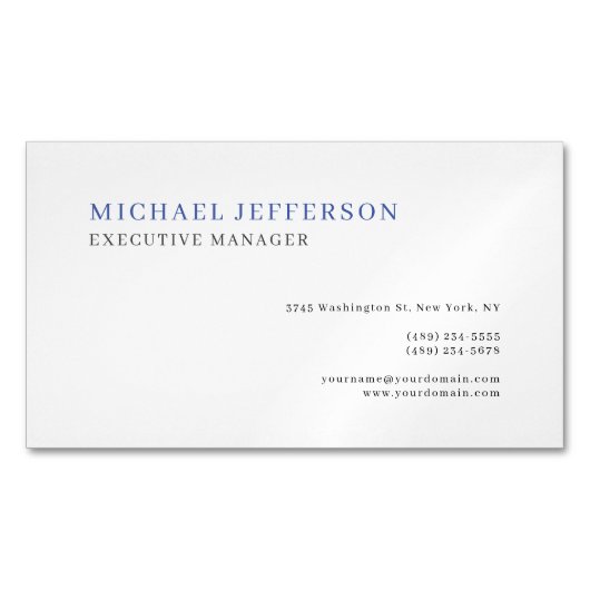 Minimalistisch Modernes, schlichtes Blau Magnetische Visitenkarte (Vorderseite)