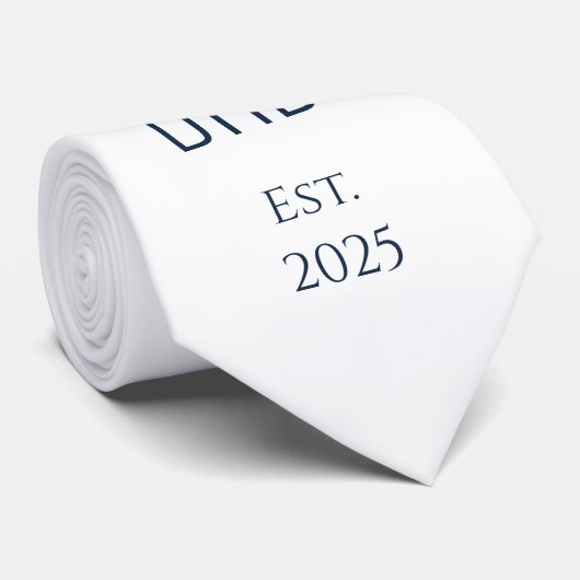 Minimalistisch New Dad Simple Blue Typografie Krawatte (Gerollt)