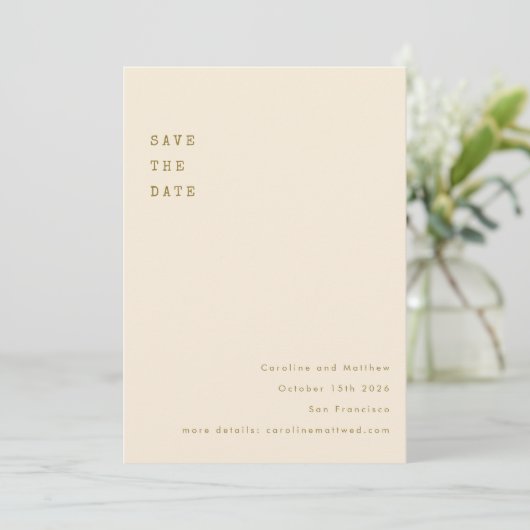 Minimalistisch Ochre Retro Schreibmaschine Schrift Save The Date (Stehend Vorderseite)