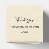 Minimalistisch Off White Real Anwesen Geschenkschachtel (Oben)