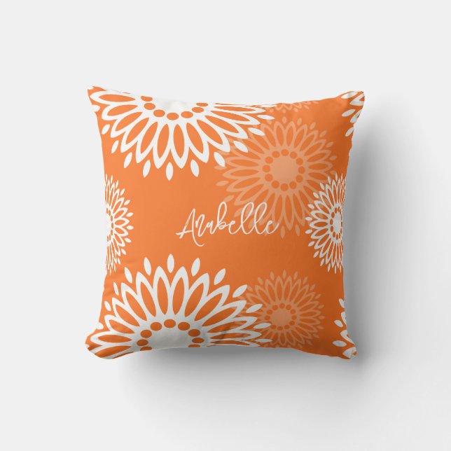 Minimalistisch Orange Mandala Geometric Floral Nam Kissen (Vorderseite)