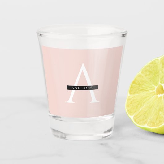 Minimalistisch Pastellrosa Personalisierter Name Schnapsglas (Vorderseite)
