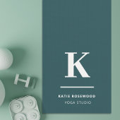 Minimalistisch rauchgrüne moderne große Initialzün Yogamatte