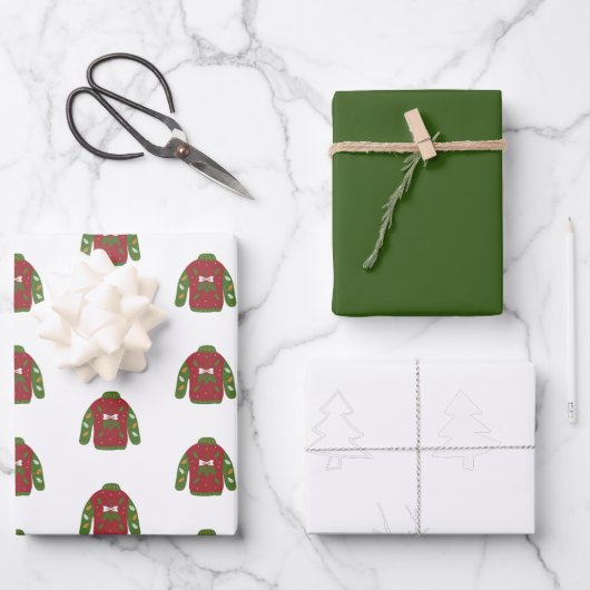 Minimalistisch Reindeer Red Green White Christmas Geschenkpapier Set (Vorderseite)