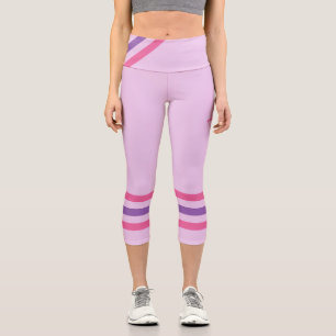 Minimalistisch, Rosa Lila Retro-Streifen auf Rosa Capri Leggings