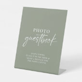 Minimalistisch Sage Green Modern Foto Guestbook Sockelschild (Vorderseite)