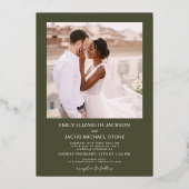 Minimalistisch Sage Green Wedding Vier Foto Gold F Folieneinladung (Rückseite)