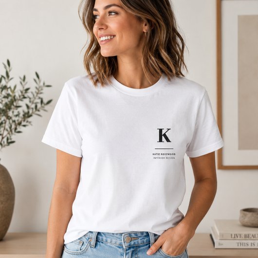 Minimalistisch Schwarz-Weiß-Monogramm T-Shirt