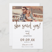 Minimalistisch Sie sagte Ja Foto Script Save The Date (Vorne/Hinten)