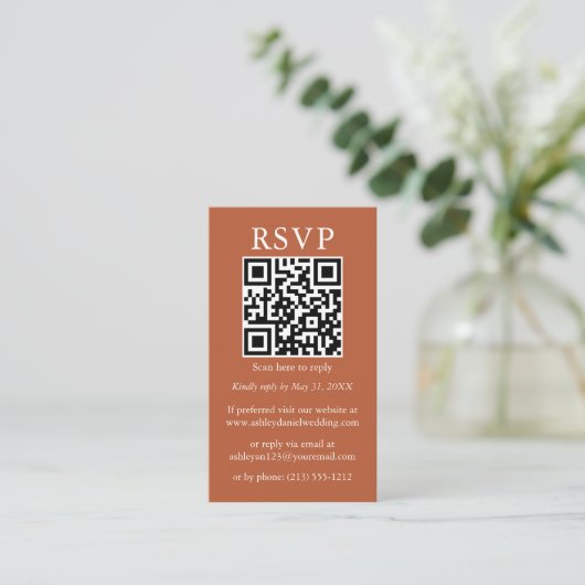 Minimalistisch Simple Wedding QR Foto Terracotta U Begleitkarte (Stehend Vorderseite)