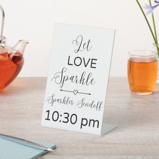 Minimalistisch Sparkler Sendoff-Zeichen Sockelschild (In SItu)