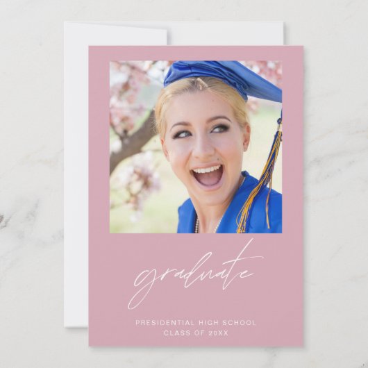 Minimalistisch tat sie es Abschluss rot pink Einladung (Rückseite)