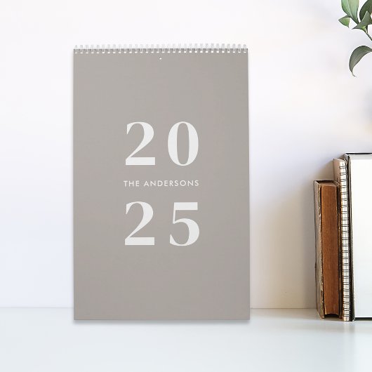 Minimalistisch Taupe 2025 Familienname Foto Kalender