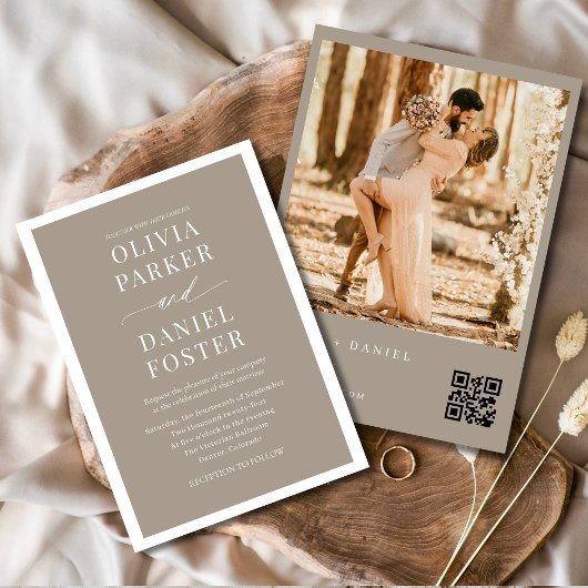 Minimalistisch Taupe Boho QR Code Foto Hochzeit Einladung