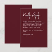 Minimalistisch Typografy Maroon RSVP Karte (Vorne/Hinten)