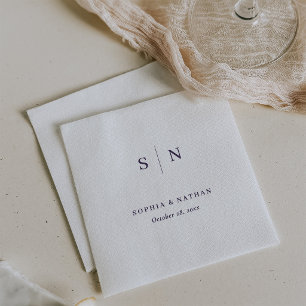 Minimalistisch und chic Weiße und violette Hochz Serviette