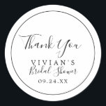 Minimalistisch Vielen Dank Brautparty Gefallen Sti Runder Aufkleber<br><div class="desc">Diese minimalistischen Dankeschön Brautparty Gunst Aufkleber sind perfekt für einen einfachen Polterabend. Das moderne romantische Design besticht durch klassische schwarz-weiße Typografie gepaart mit einer rustikalen und eleganten Kalligraphie mit Vintagem handgeschriebenem Stil. Anpassbar in jeder Farbe. Behalt das Design einfach und elegant, wie es ist, oder personalisiere es durch Hinzufügen von...</div>