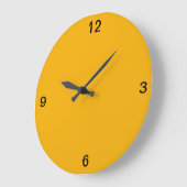  Minimalistisch. Warm gelb. Große Wanduhr (Winkel)
