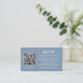 Minimalistisch Wedding Dusty Blue QR UAWG Begleitkarte (Stehend Vorderseite)