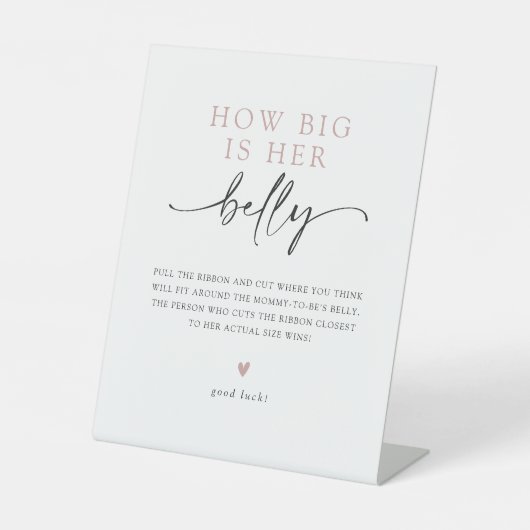 Minimalistisch, wie groß ihr Baby-Duschspiel ist Sockelschild (Vorderseite)