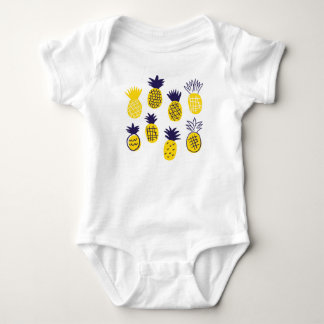 Minimalistische Ananas, buntes abstraktes Design. Baby Strampler