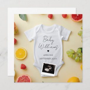 Minimalistische Ankündigung der Sommerschwangersch