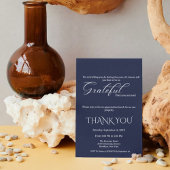 Minimalistische Aufwertung von blauen und weißen S Ankündigung