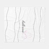 Minimalistische Ballerina und rosa Schmetterling W Fleecedecke (Vorderseite (Horizontal))