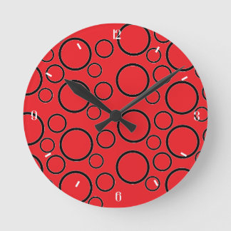 Minimalistische Blasen: Geometrisches Kreis-Muster Runde Wanduhr